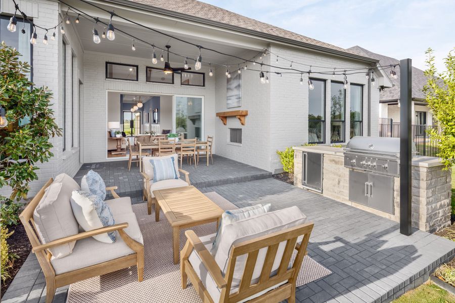 Exterior details and patio area of a home in Winding Creek, Rockwall (Image 3). Exterior details and patio area of a home in Winding Creek, Rockwall (Image 3).