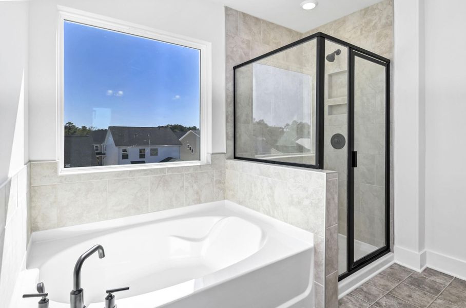 Image 43 of a home in Ashton Lakes.