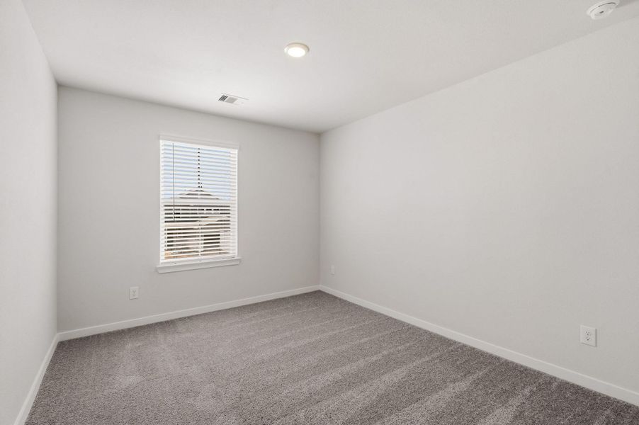 Spacious, unfurnished interior of a new home in Laurel Farms, Brookshire (Image 20).