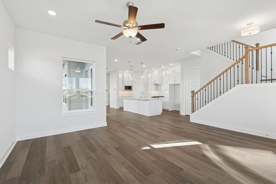 Spacious, unfurnished interior of a new home in , Katy (Image 36).