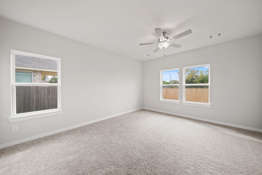Spacious, unfurnished interior of a new home in Bayou Bend, Angleton (Image 27). Spacious, unfurnished interior of a new home in Bayou Bend, Angleton (Image 27).