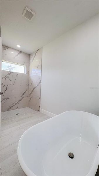 Furnished interior view inside a new home in , Ocala (Image 5).