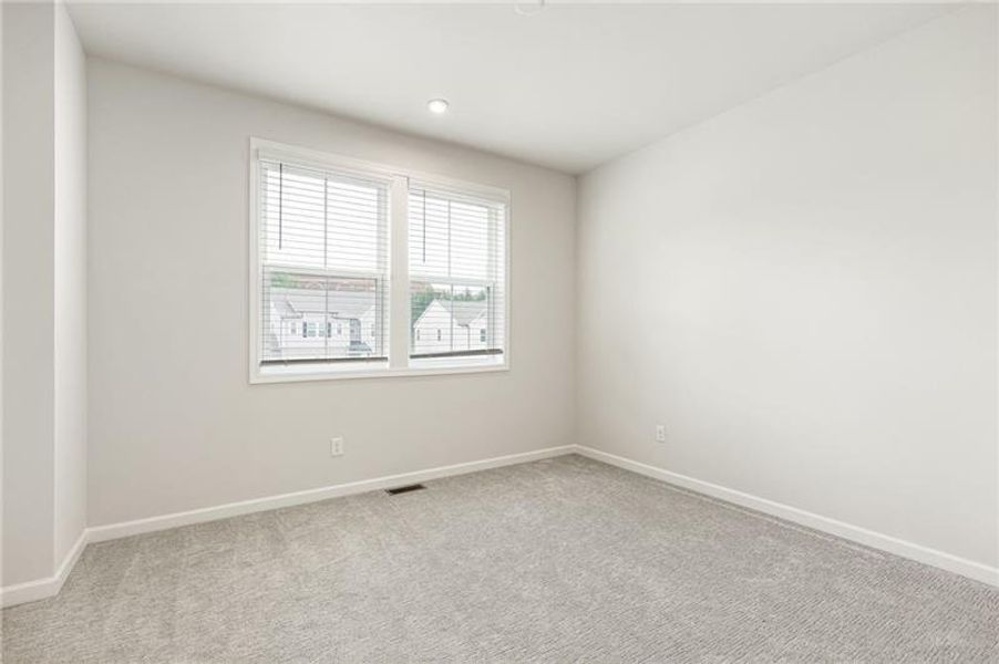 Spacious, unfurnished interior of a new home in Hillside Manor, Powder Springs (Image 42).