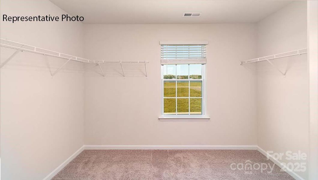 Spacious, unfurnished interior of a new home in Nolen Farm, Gastonia (Image 18).