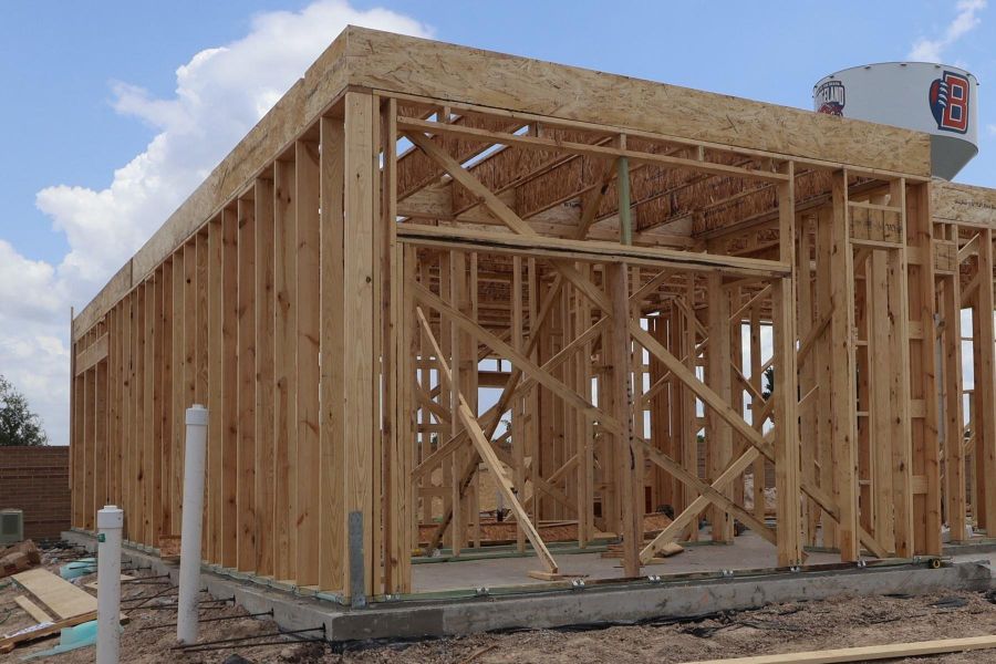 Let us show you how our advanced framing techniques have stood the test of time and allow more insulation for a quieter and more energy-efficient home. Let us show you how our advanced framing techniques have stood the test of time and allow more insulation for a quieter and more energy-efficient home.