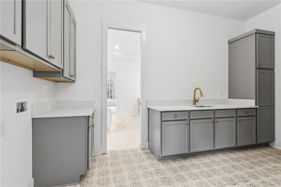 Furnished interior view inside a new home in , Dallas (Image 18). Furnished interior view inside a new home in , Dallas (Image 18).