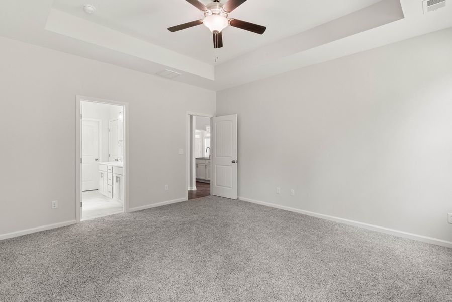 Spacious, unfurnished interior of a new home in NorthShore on the St. Marys River, Kingsland (Image 21). Spacious, unfurnished interior of a new home in NorthShore on the St. Marys River, Kingsland (Image 21).