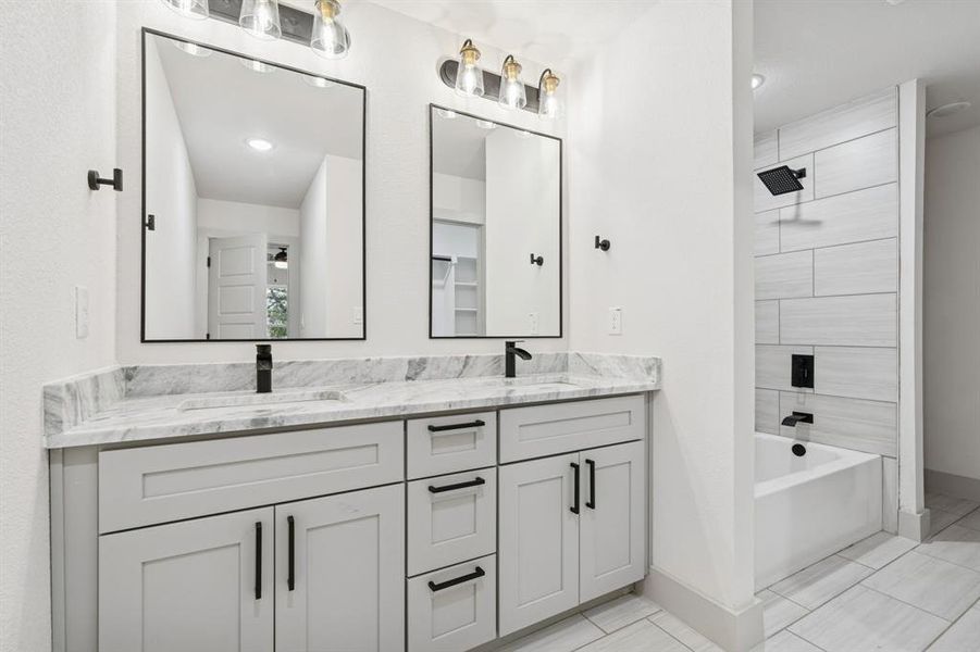 Furnished interior view inside a new home in , Granbury (Image 12). Furnished interior view inside a new home in , Granbury (Image 12).