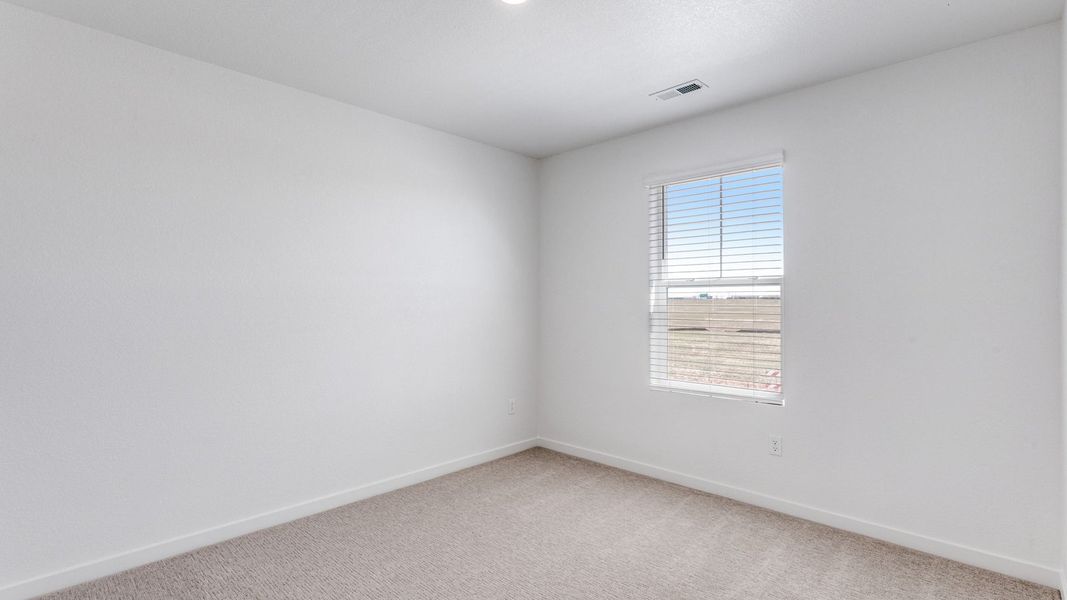 Spacious, unfurnished interior of a new home in Horizon Uptown, Aurora (Image 18). Spacious, unfurnished interior of a new home in Horizon Uptown, Aurora (Image 18).