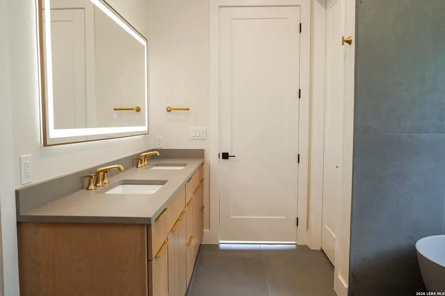 Furnished interior view inside a new home in , Boerne (Image 4).