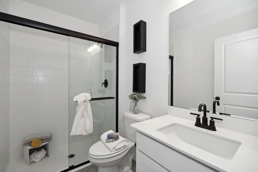 Extra Suite Bath