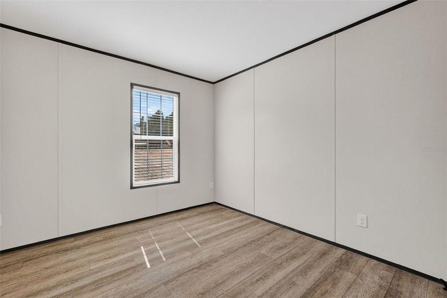 Spacious, unfurnished interior of a new home in , Ocala (Image 26).