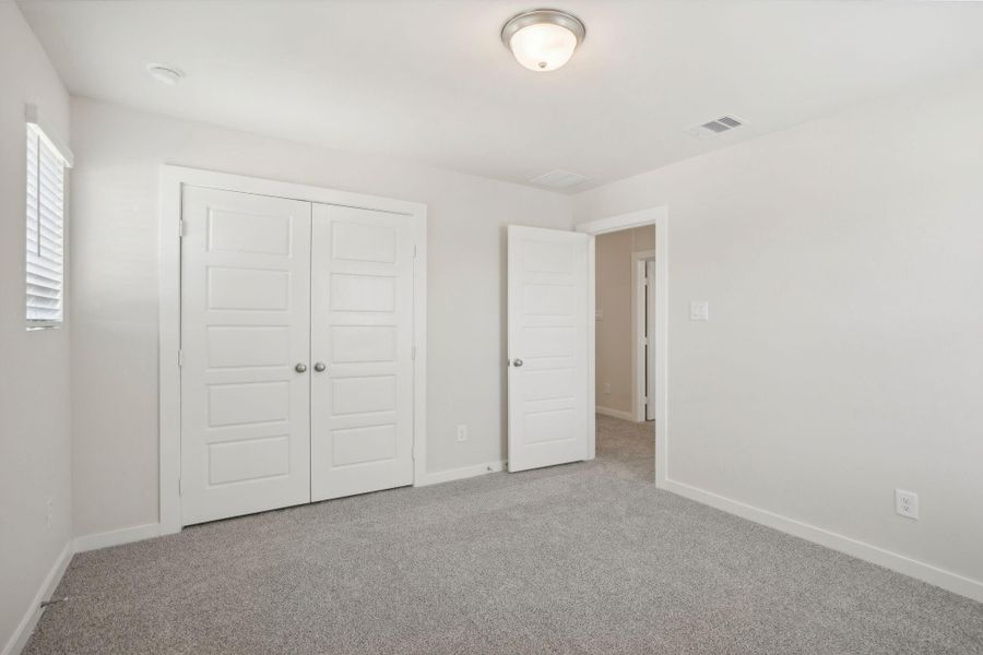 Photo is not of the actual home but is an inspirational photo of builder’s model home and may depict options, furnishings, and/or decorator features that are not included.