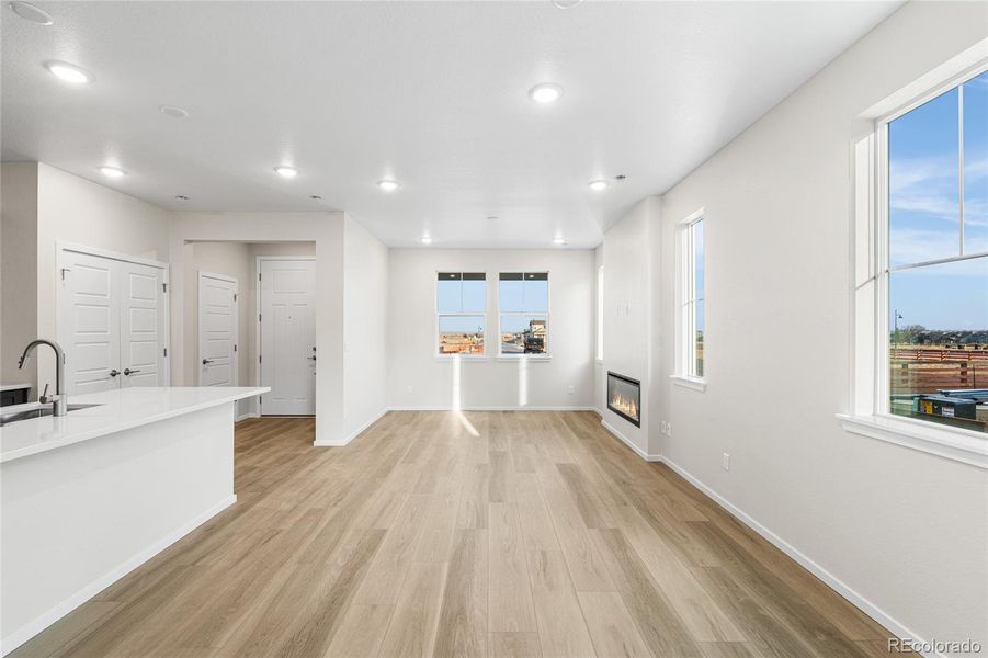 Spacious, unfurnished interior of a new home in Barefoot Village, Firestone (Image 12).
