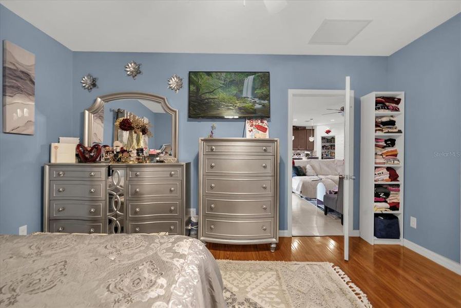 Furnished interior view inside a new home in Hammock Reserve, Haines City (Image 6).