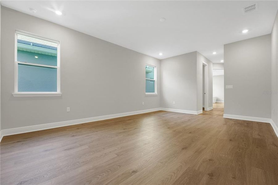 Spacious, unfurnished interior of a new home in Palms at Windermere, Windermere (Image 38). Spacious, unfurnished interior of a new home in Palms at Windermere, Windermere (Image 38).