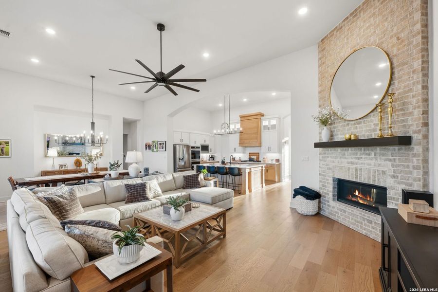Furnished interior view inside a new home in La Cima, San Marcos (Image 15).