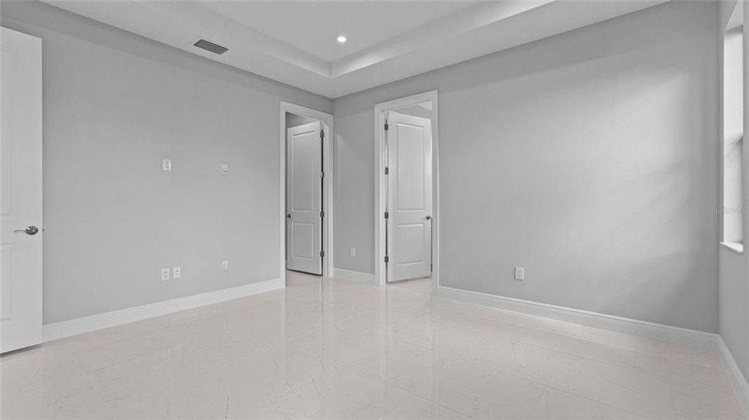 Spacious, unfurnished interior of a new home in Woodland Preserve, Parrish (Image 16).