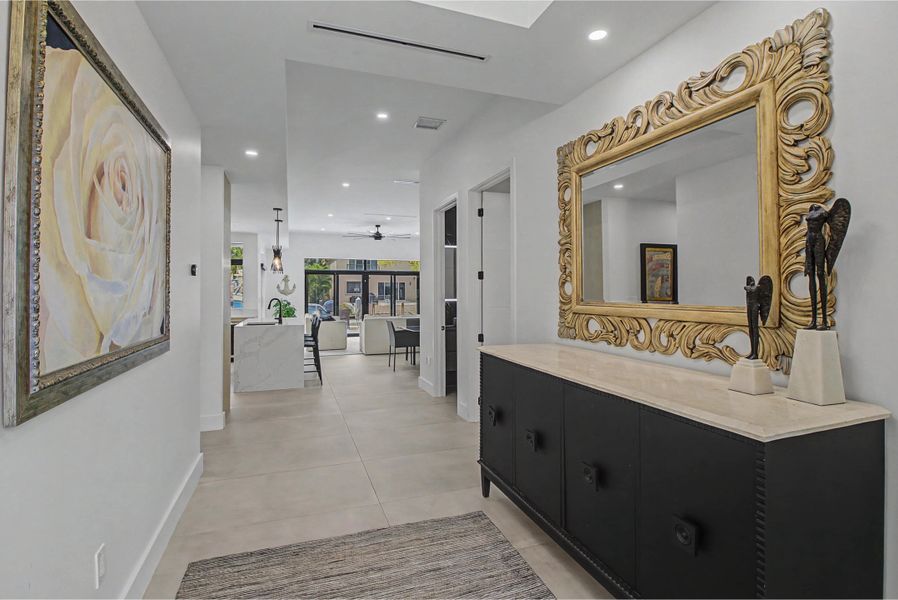 accutour_2634 se 14th st-003