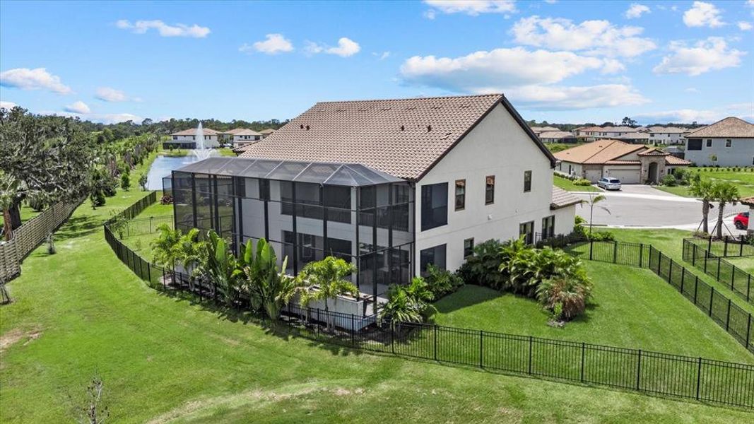 Exterior details and patio area of a home in Crosswind Ranch, Parrish (Image 37).