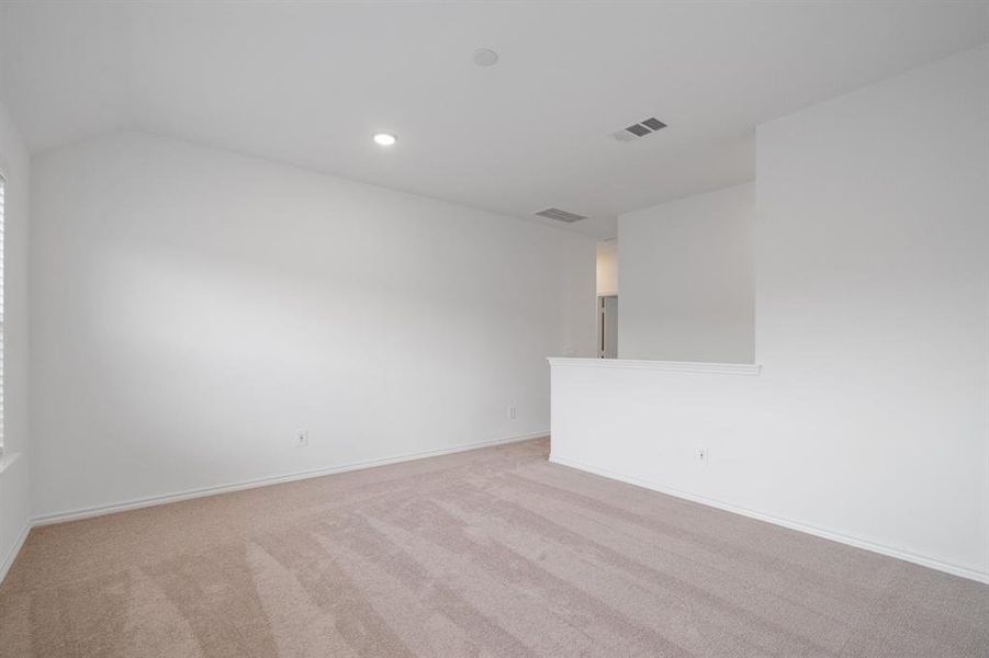 Spacious, unfurnished interior of a new home in Montgomery Bend, Montgomery (Image 12). Spacious, unfurnished interior of a new home in Montgomery Bend, Montgomery (Image 12).