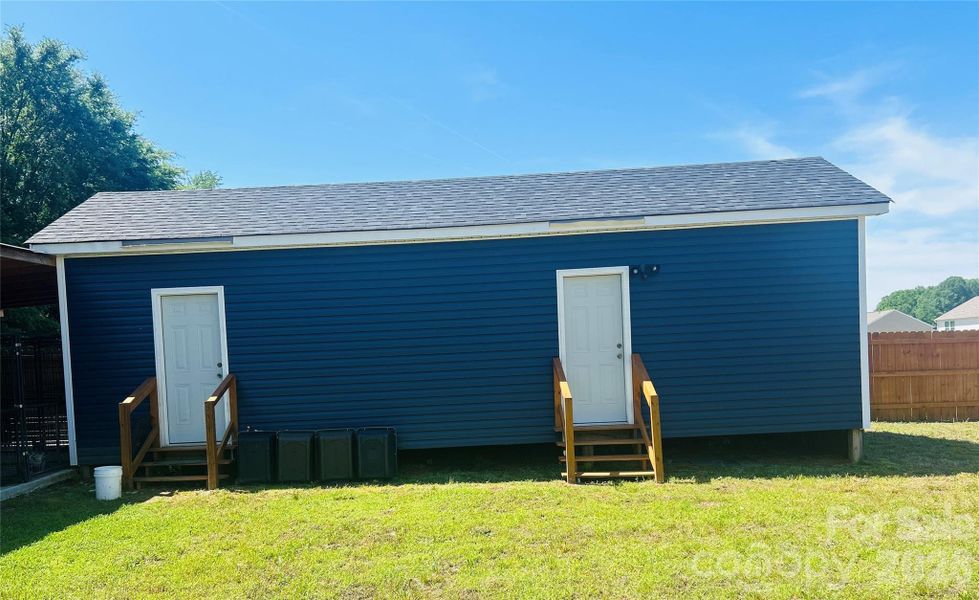 Two sided shed building with Electricity