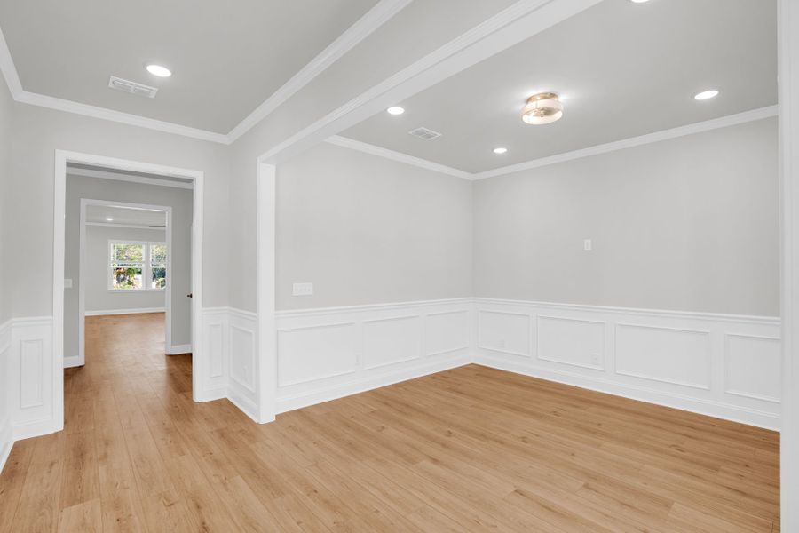 Spacious, unfurnished interior of a new home in Oakleaf Chase, Blythewood (Image 39).