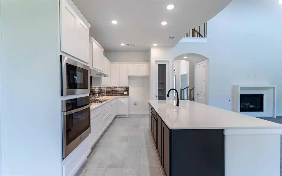Furnished interior view inside a new home in Sonoma Verde, Rockwall (Image 13).