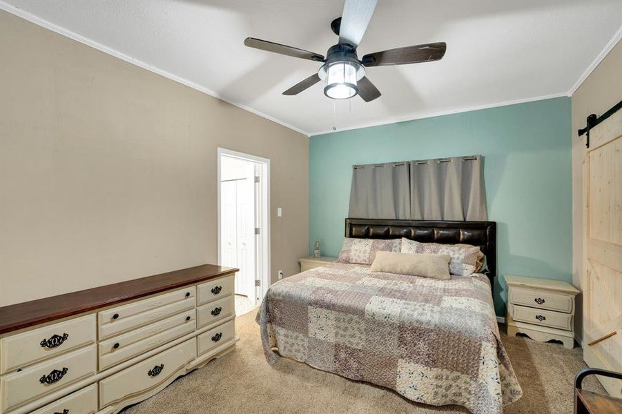 Furnished interior view inside a new home in , Cleburne (Image 13).
