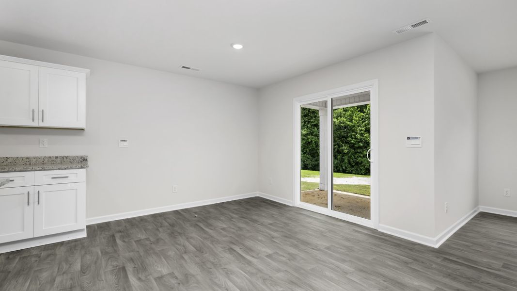 Spacious, unfurnished interior of a new home in Owens Ridge, Lexington (Image 10). Spacious, unfurnished interior of a new home in Owens Ridge, Lexington (Image 10).