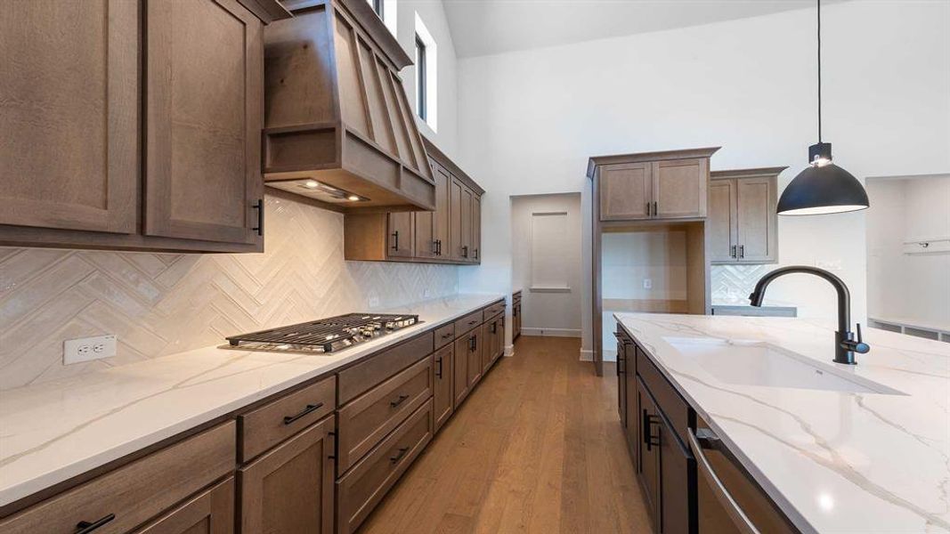 Furnished interior view inside a new home in Terraces 82'/100', Rockwall (Image 13).