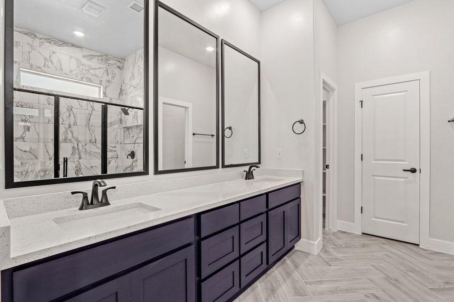 Representative furnished interior of a home built from the Sonoma by LEH. Homes in Tierra Del Este 90, El Paso (Image 17). Representative furnished interior of a home built from the Sonoma by LEH. Homes in Tierra Del Este 90, El Paso (Image 17).