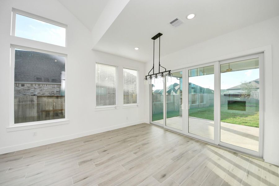 Spacious, unfurnished interior of a new home in Meridiana, Manvel (Image 22).