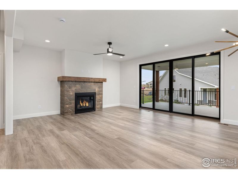 Spacious, unfurnished interior of a new home in Cottages at Kelly Farm, Greeley (Image 32).
