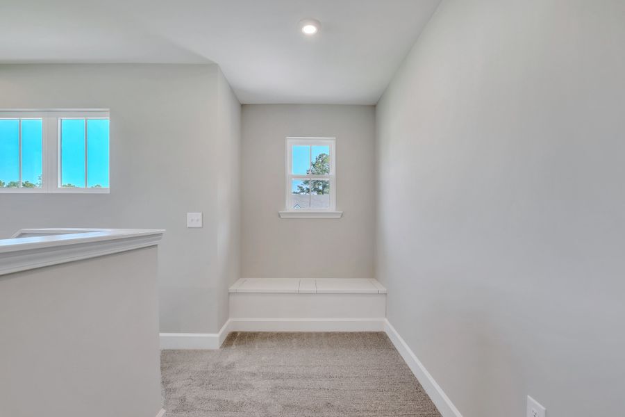 Representative unfurnished interior of a home built from the Sherwood by Ernest Homes in Wexford, Richmond Hill (Image 34).