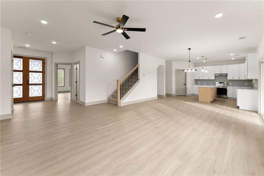 Spacious, unfurnished interior of a new home in , Jefferson (Image 17).