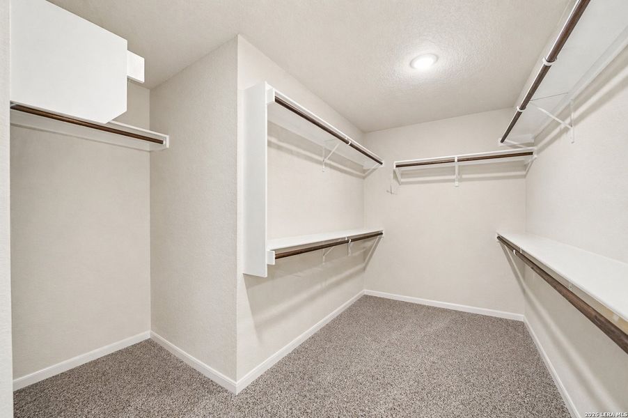 Spacious, unfurnished interior of a new home in Winding Brook, San Antonio (Image 29).