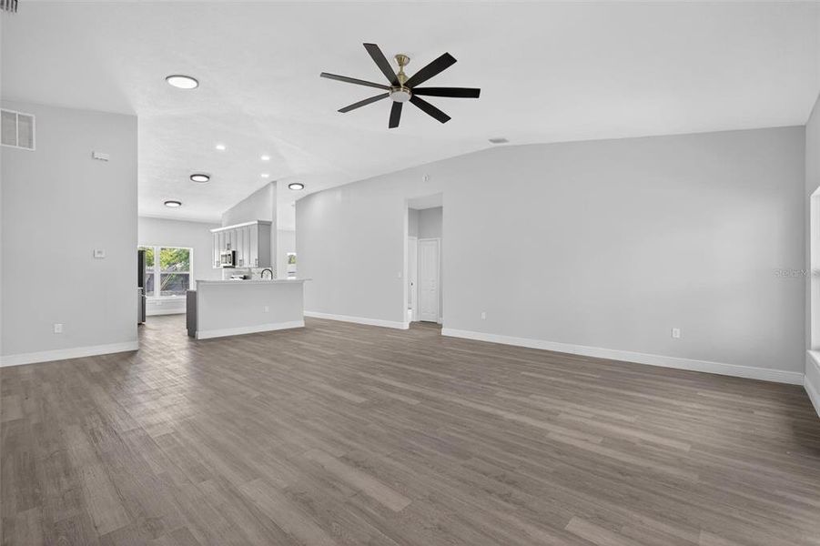 Spacious, unfurnished interior of a new home in , Ormond Beach (Image 33).