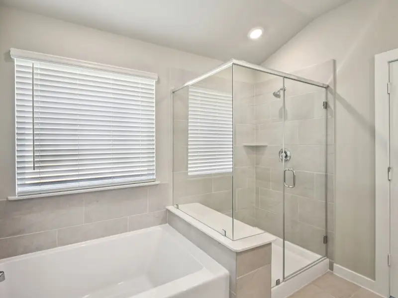 Furnished interior view inside a new home in Stewart's Ranch, Conroe (Image 10).