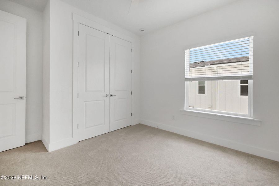 Spacious, unfurnished interior of a new home in , Jacksonville Beach (Image 35).