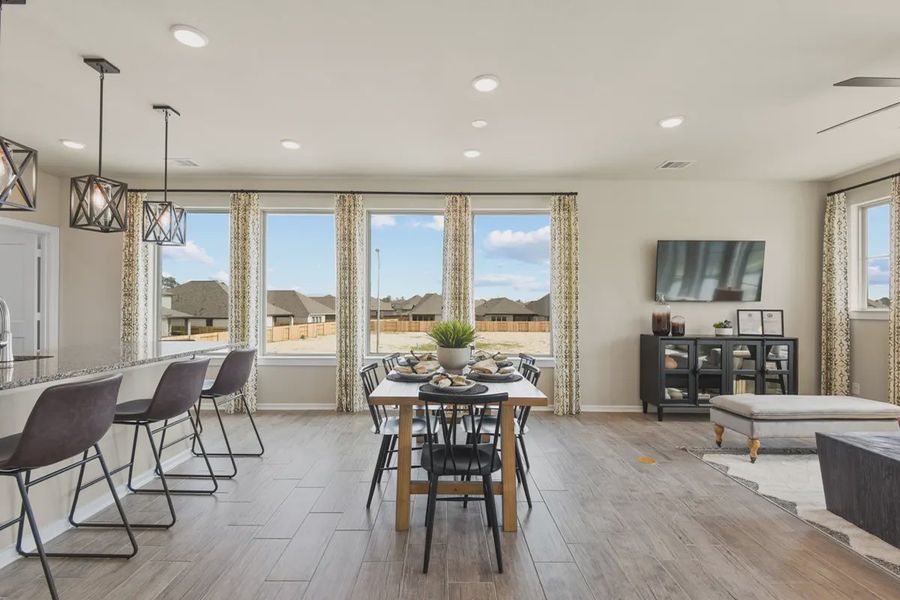 Representative furnished interior of a home built from the Springfield by Chesmar Homes in Balmoral, Humble (Image 8).