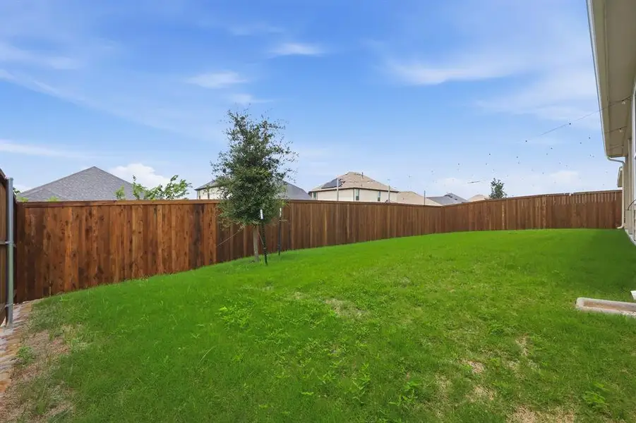 Exterior details and patio area of a home in , Forney (Image 3).