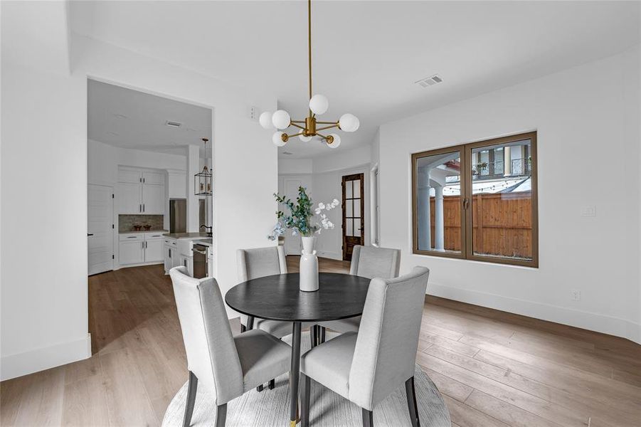 Breakfast room is large enough to be a formal dining! Breakfast room is large enough to be a formal dining!