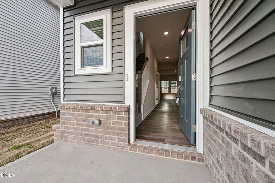 6-web-or-mls-Raleigh - Oak Manor - 909 G