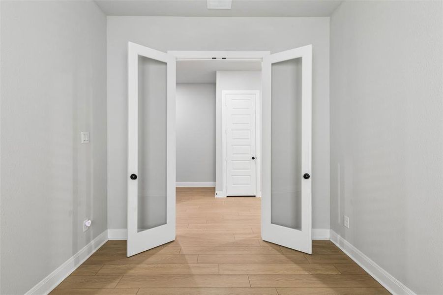Spacious, unfurnished interior of a new home in , Argyle (Image 34).