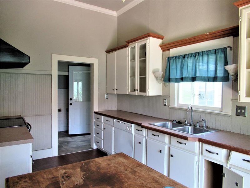 Image 19 of a home in . Image 19 of a home in .