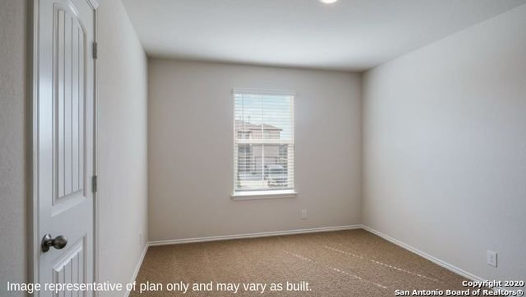 Spacious, unfurnished interior of a new home in Valley Ranch, San Antonio (Image 19).