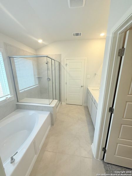 Furnished interior view inside a new home in Autry Pond, San Antonio (Image 7).