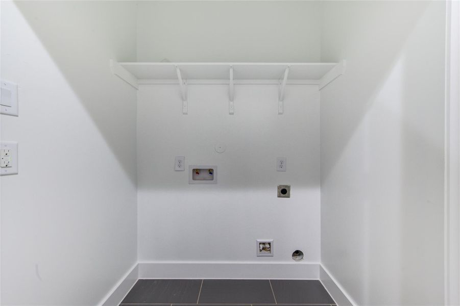 Spacious, unfurnished interior of a new home in , Houston (Image 20). Spacious, unfurnished interior of a new home in , Houston (Image 20).