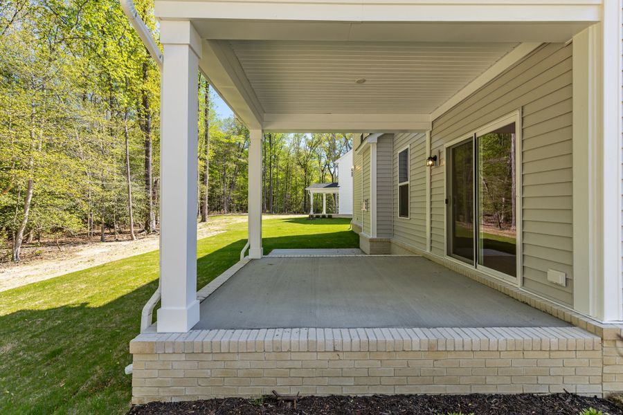Representative exterior details of a home built from the The Azalea by Chesapeake Homes in The Farm at Neill's Creek, Lillington (Image 27).